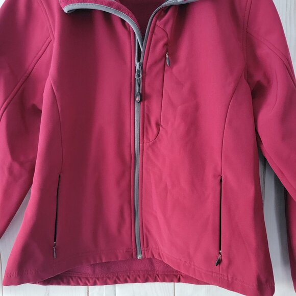 Woolrich Full Zip Women’s M Burgundy Light Jacket, Water resistant fleece warm - Picture 2 of 7
